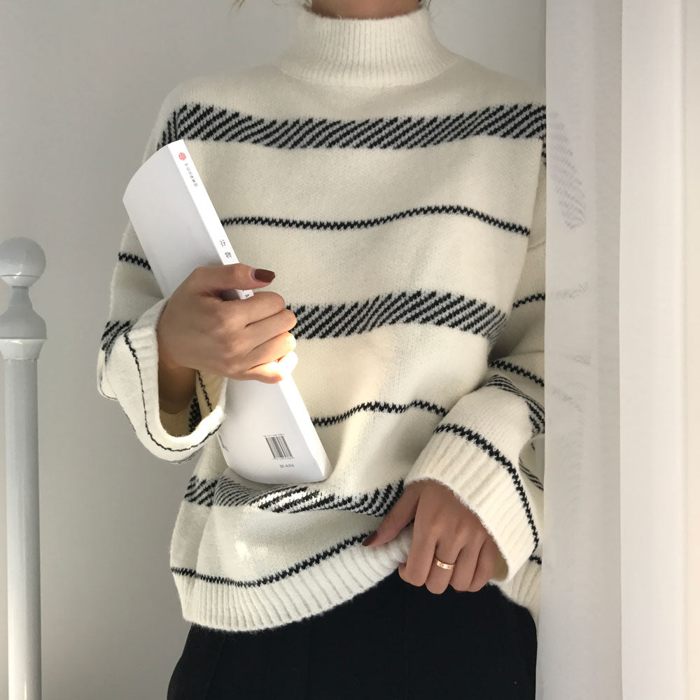 Women’s Striped Turtleneck Sweater – Soft Knit Casual Winter Pullover