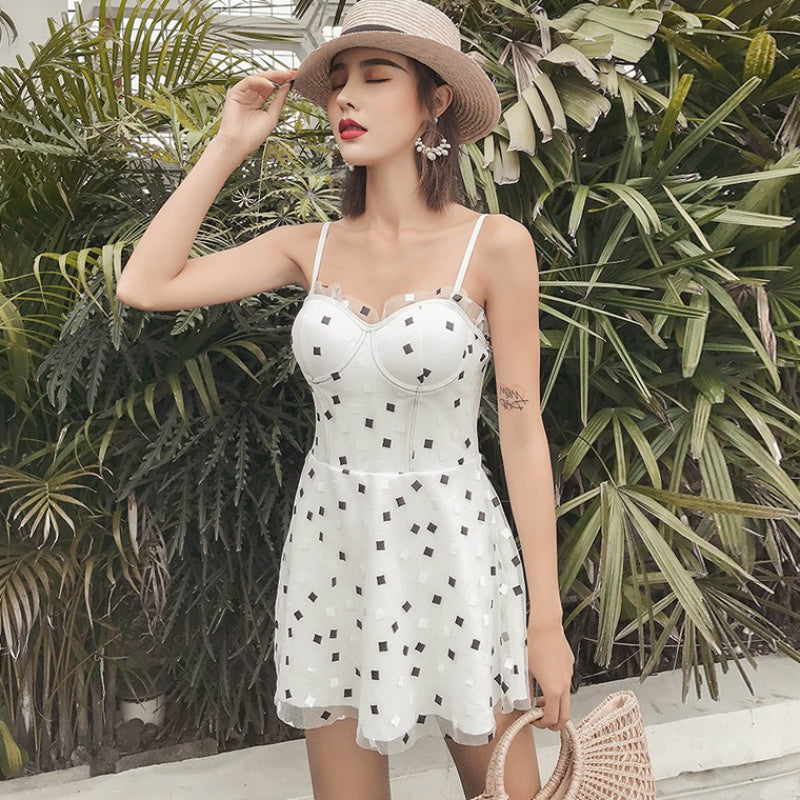 Sexy One-Piece Swimsuit – Minimalist Polypropylene Swimwear for Women, Slim Fit Beachwear