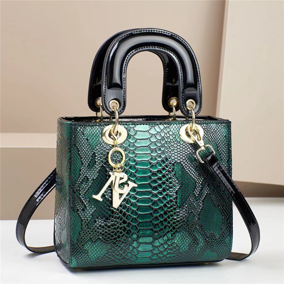 Women’s PU Leather Shoulder Bag – Stylish Messenger Handbag