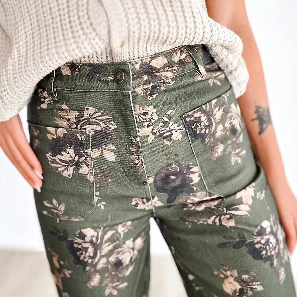 Women’s Retro Floral Print Jeans – High-Waist Style
