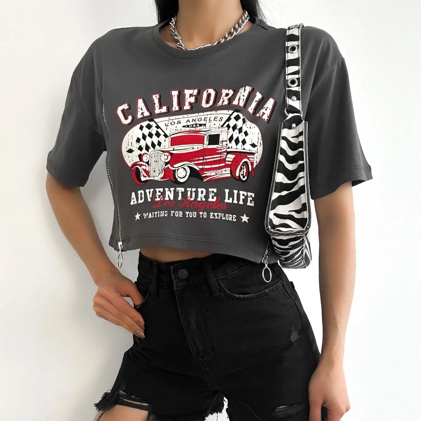 Slim Fit Women's Cotton T-Shirt – Trendy & Versatile Everyday Tee