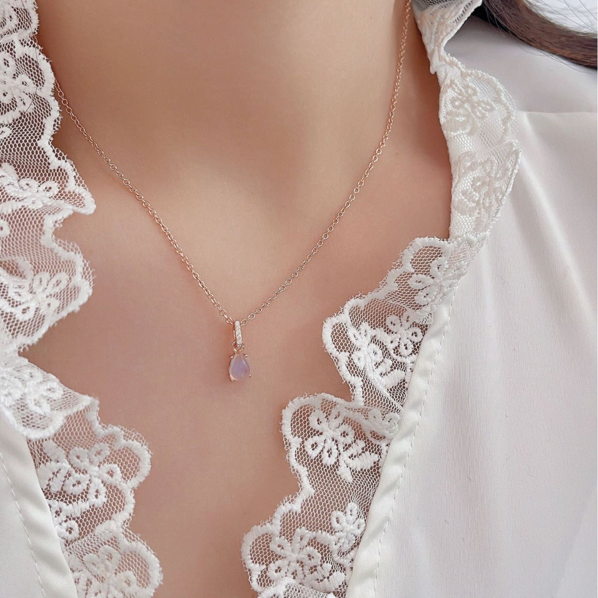 925 Silver Moonstone Drop Necklace for Women – Elegant Water Drop Pendant