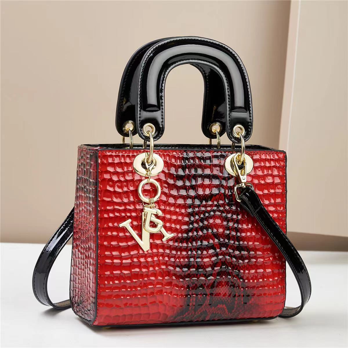 Women’s PU Leather Shoulder Bag – Stylish Messenger Handbag