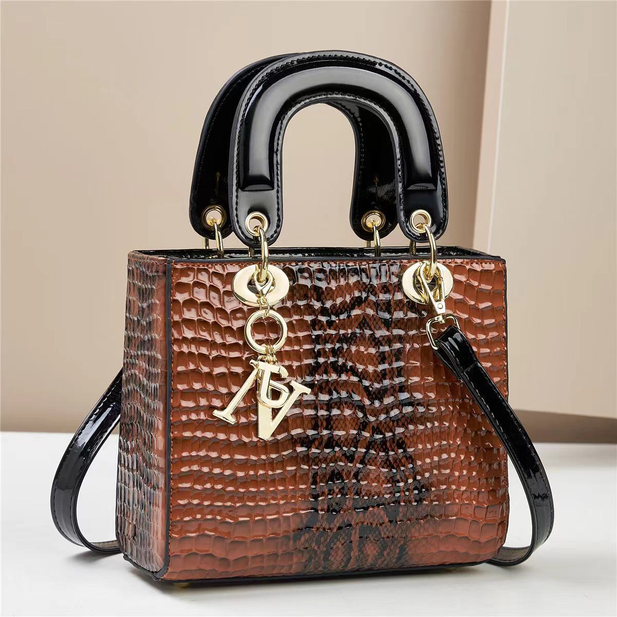 Women’s PU Leather Shoulder Bag – Stylish Messenger Handbag
