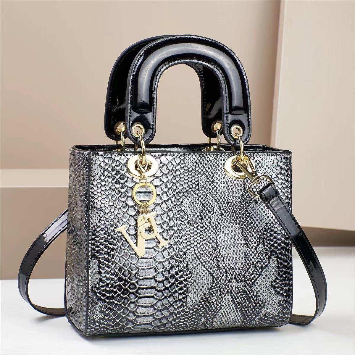 Women’s PU Leather Shoulder Bag – Stylish Messenger Handbag