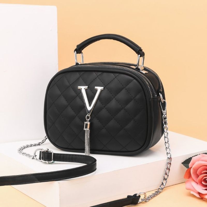 Women’s Large Capacity Shoulder Bag – Chain Strap PU Handbag