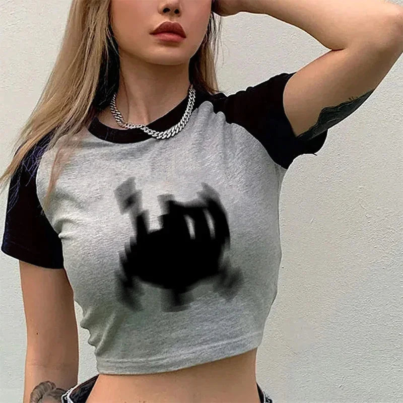 Women’s Pixel Cat Graphic Crop T-Shirt – Short Sleeve Casual Printed Top