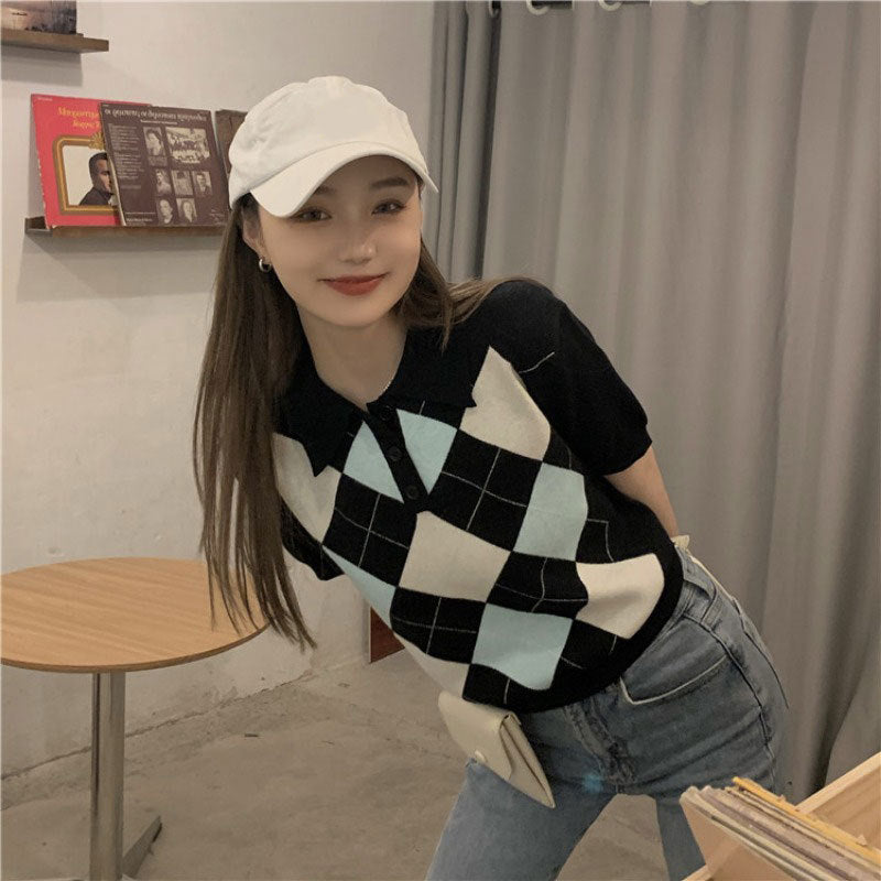 Women’s Retro Diamond Polo Collar T-Shirt – Short Sleeve