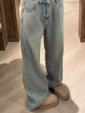 Women’s High-Waist Straight-Leg Jeans – Classic Design