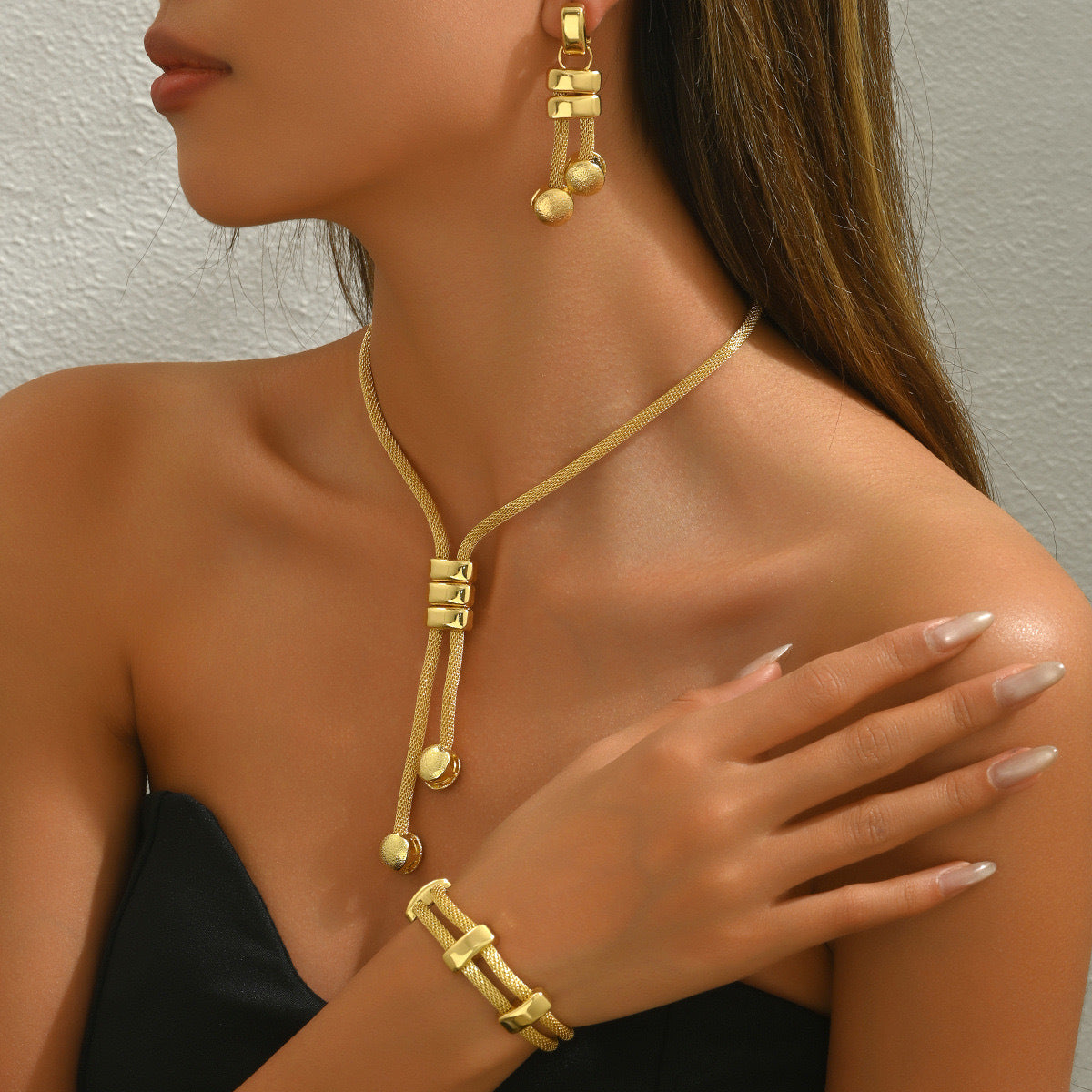 18K Gold Plated Jewelry Set for Women – Geometric Necklace Bracelet Earrings Set