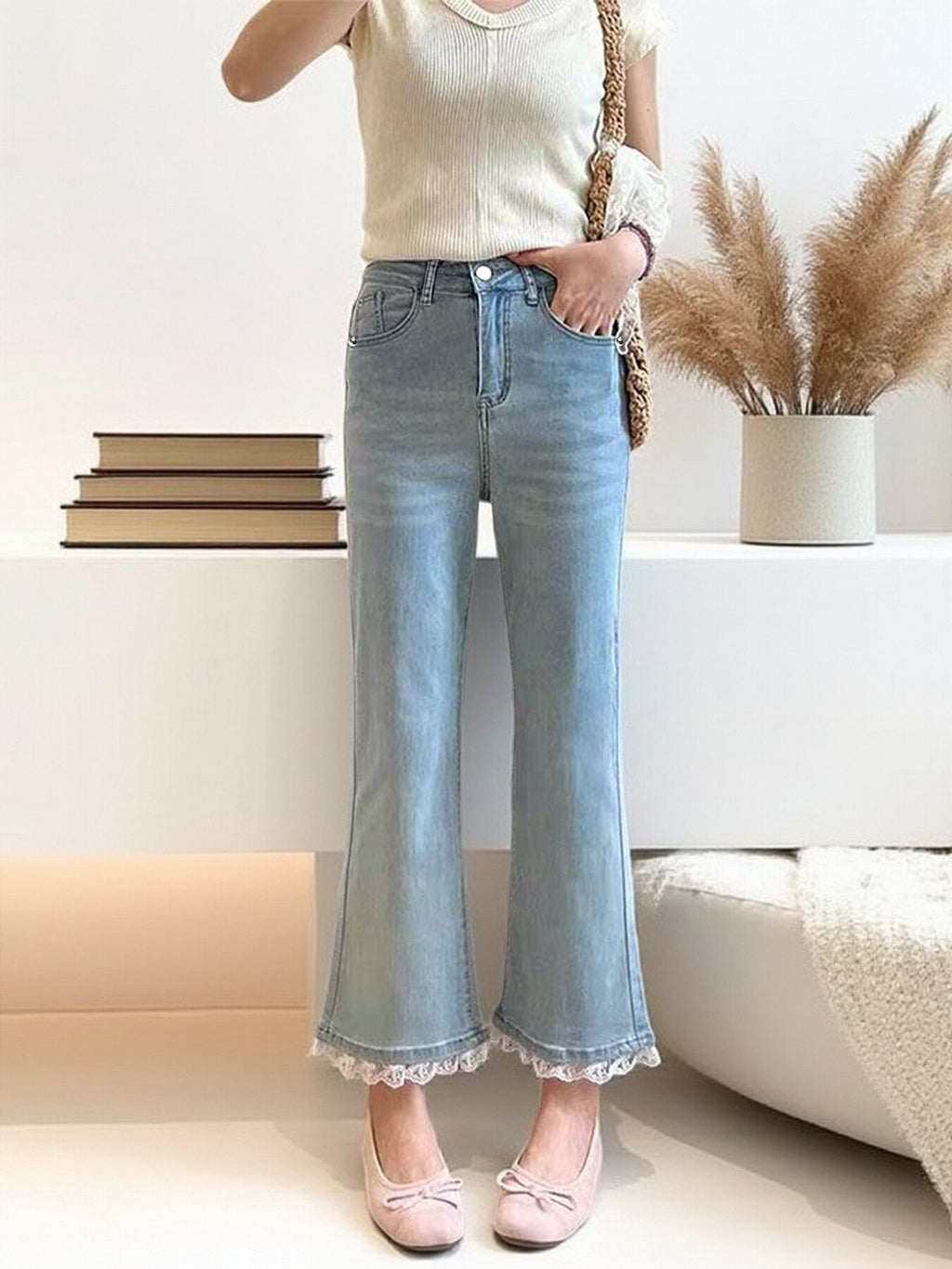 Women’s Cropped Flared Jeans – Light Blue Lace-Up Elastic Waist Casual Denim Pants